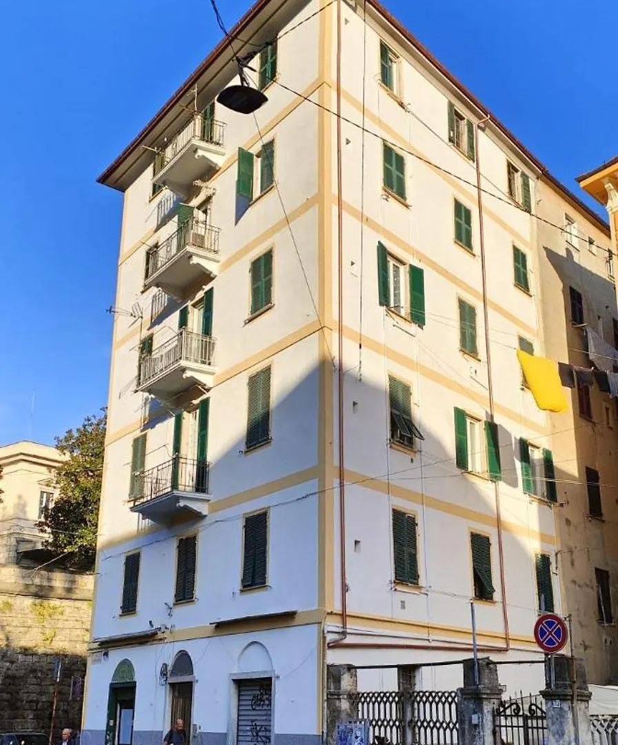 Ariadimare 5 Terre La Spezia 0*,  Italy